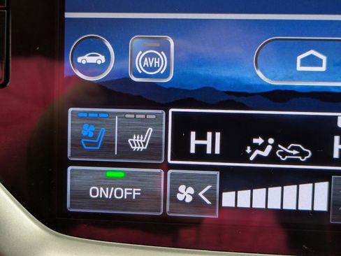 Used 2023 Subaru Ascent Touring image 9