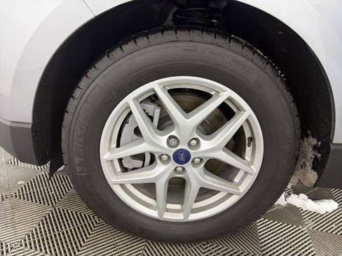 Used 2022 Ford Edge SEL w/ Convenience Package image 13