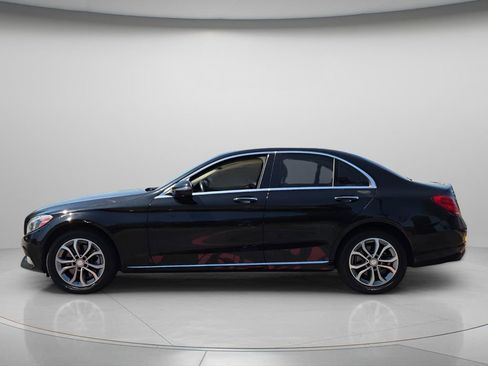 Used 2016 Mercedes-Benz C 300 4MATIC Sedan image 3