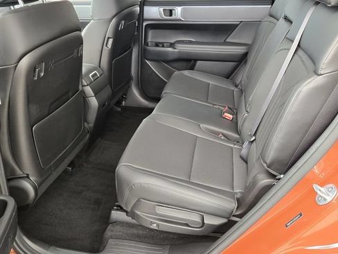 Used 2025 Hyundai Santa Fe XRT AWD/4WD image 11