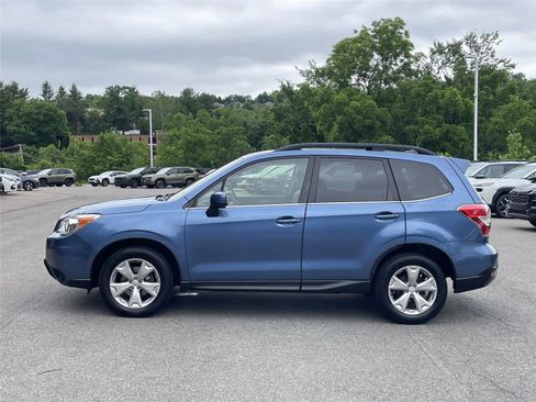 Used 2015 Subaru Forester 2.5i Limited AWD/4WD image 2