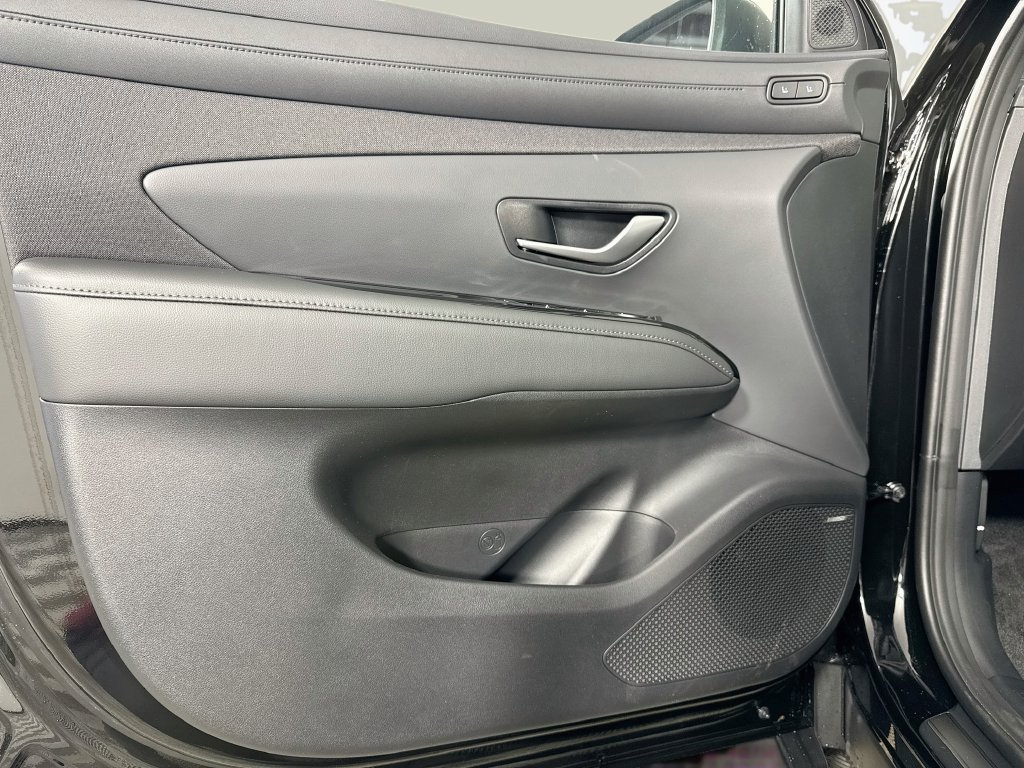 New 2026 Hyundai Tucson Limited AWD/4WD image 13
