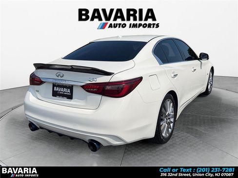 Used 2018 INFINITI Q50 Luxe w/ Essential Package (3.0T Luxe) AWD/4WD image 5