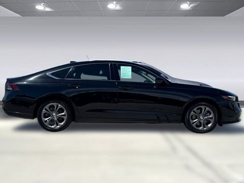 Used 2023 Honda Accord EX-L image 8