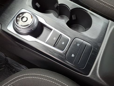 Certified 2024 Ford Escape Active AWD/4WD image 20
