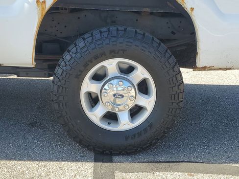 Used 2016 Ford F250 XL w/ Power Equipment Group image 84