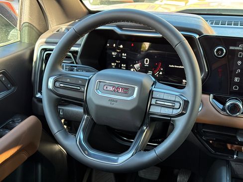New 2026 GMC Canyon AT4 AWD/4WD image 24