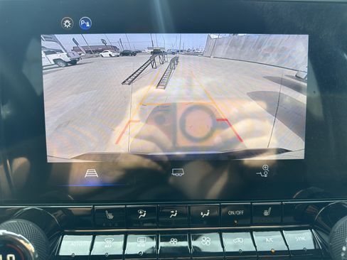 Used 2026 Chevrolet Colorado LT w/ Advanced Trailering Package image 20