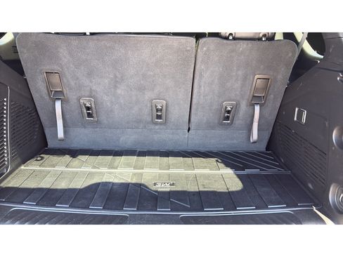 Used 2023 Chevrolet Tahoe LT AWD/4WD image 20