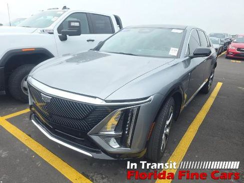 Used 2024 Cadillac Lyriq Tech RWD image 1