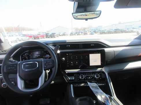 New 2026 GMC Sierra 3500 Denali w/ Denali Reserve Package AWD/4WD image 16
