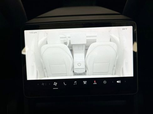 Used 2025 Tesla Model 3 Long Range RWD image 26