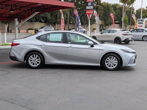 Used 2025 Toyota Camry LE FWD image 4