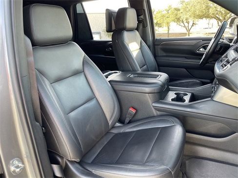 Used 2021 Chevrolet Tahoe Z71 w/ Z71 Off-Road Package image 27