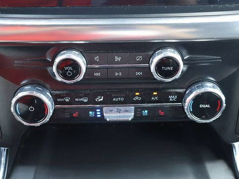 Used 2023 Ford F150 Lariat w/ Equipment Group 502A High AWD/4WD image 51