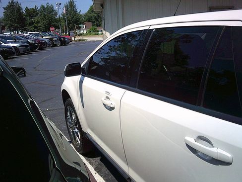 Used 2014 Ford Edge SEL FWD image 6