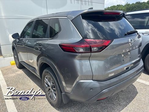 Used 2021 Nissan Rogue S AWD/4WD image 4