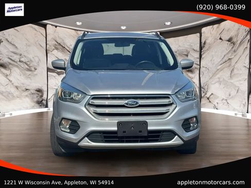 Used 2019 Ford Escape SEL AWD/4WD image 9