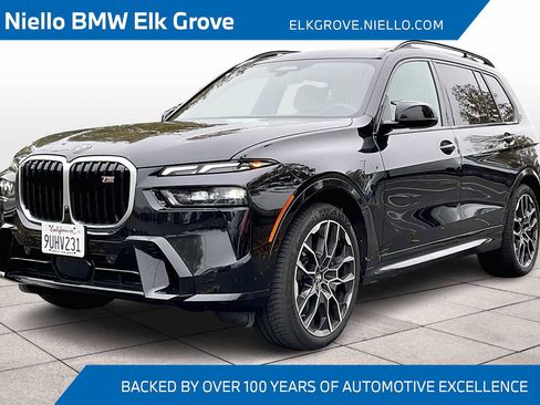 Used 2025 BMW X7 M60i image 1