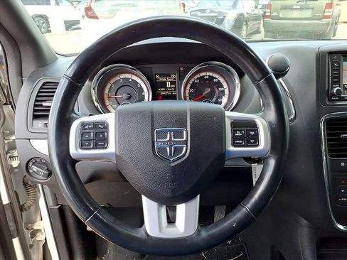 Used 2019 Dodge Grand Caravan GT FWD image 21