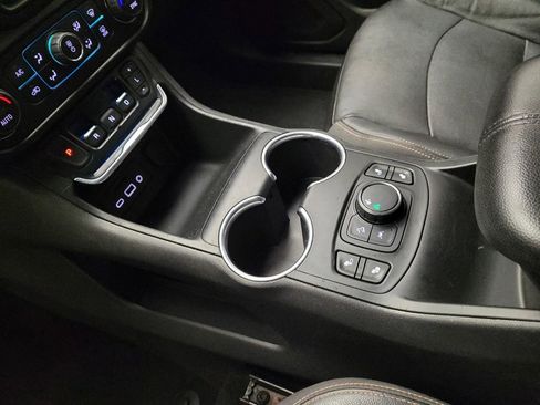 Used 2020 GMC Terrain SLT FWD image 26