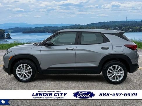 Used 2023 Chevrolet TrailBlazer LS FWD image 6