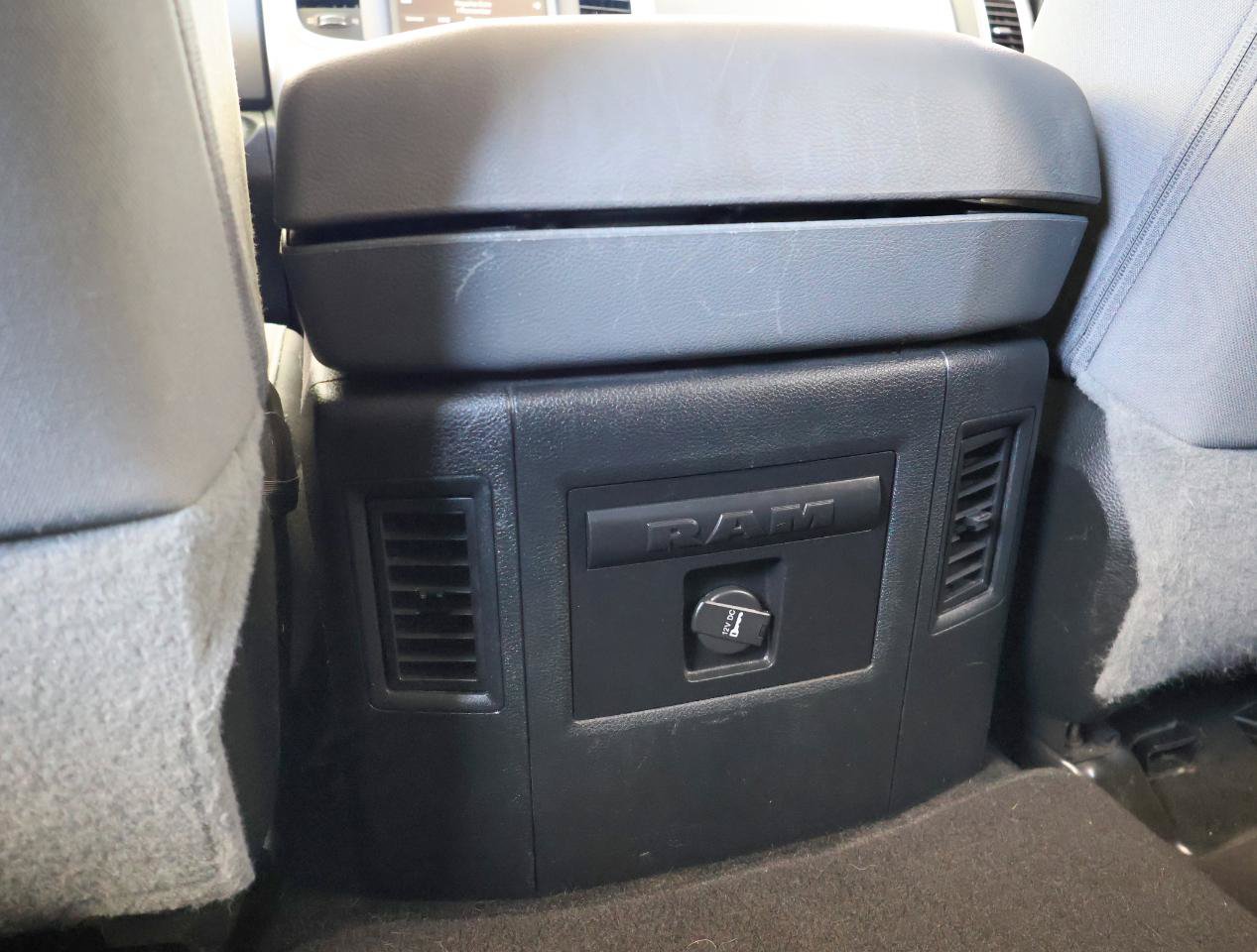 Used 2016 RAM 1500 Lone Star RWD image 40