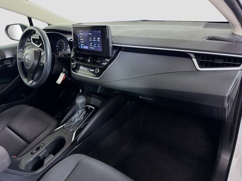 Used 2024 Toyota Corolla LE FWD image 29