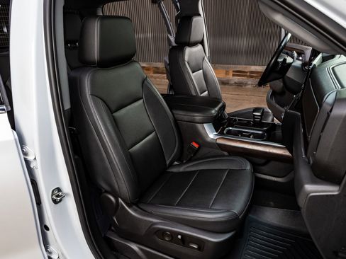 Used 2023 GMC Sierra 1500 SLT image 31