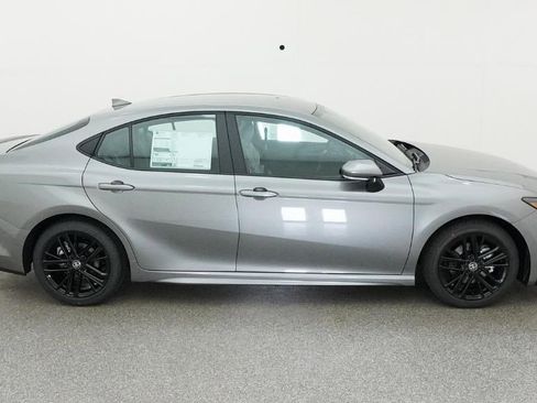 New 2026 Toyota Camry SE FWD image 92