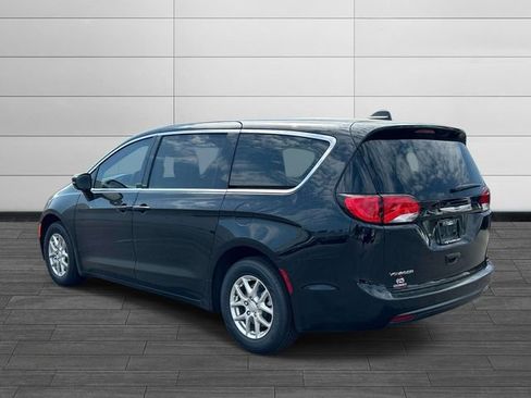 New 2026 Chrysler Voyager LX FWD image 5