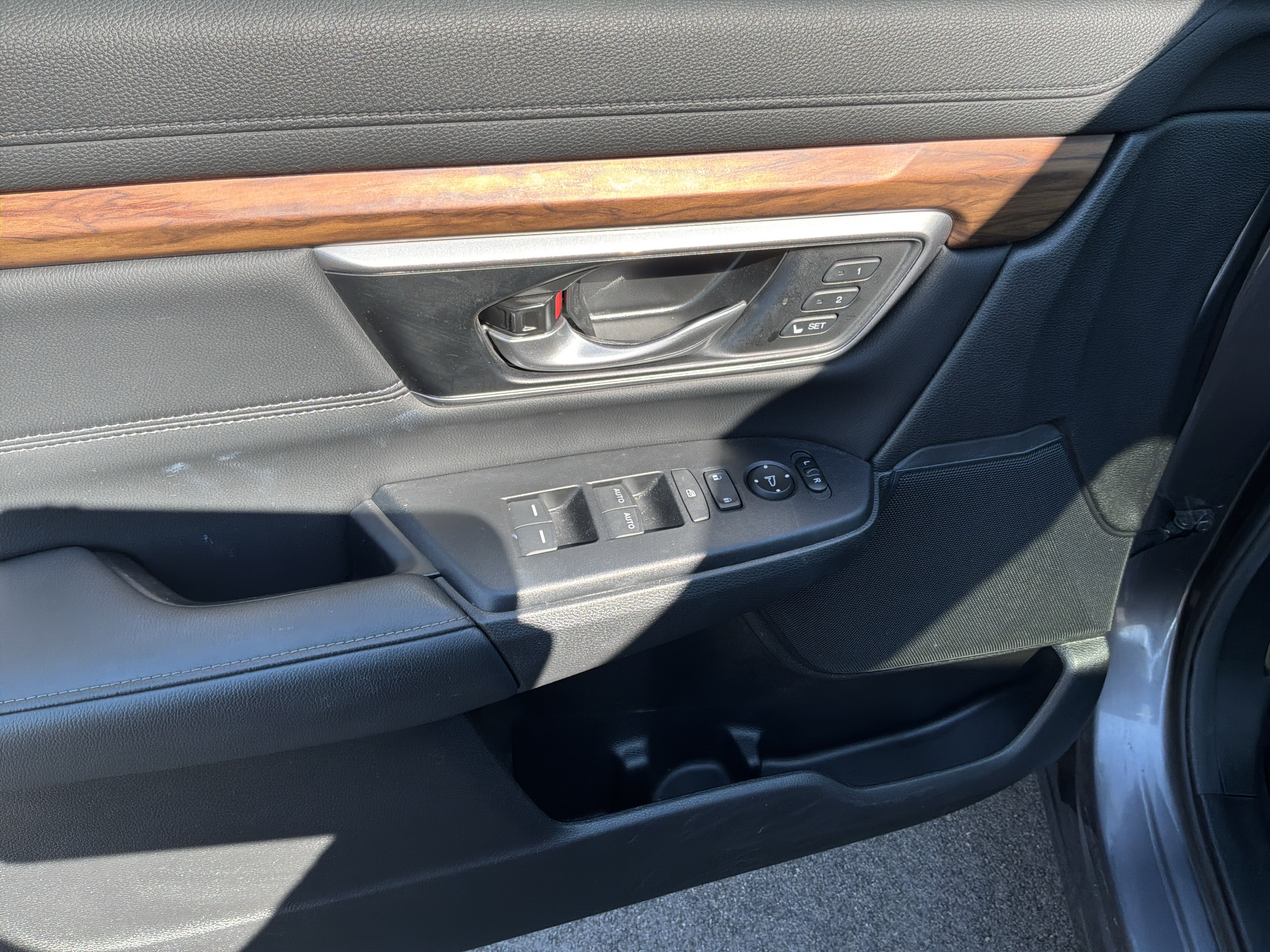 Used 2021 Honda CR-V EX-L image 15