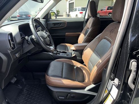 Certified 2021 Ford Bronco Sport Badlands w/ Badlands Package AWD/4WD image 11
