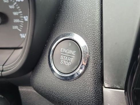 Used 2019 Ford EcoSport SES image 25