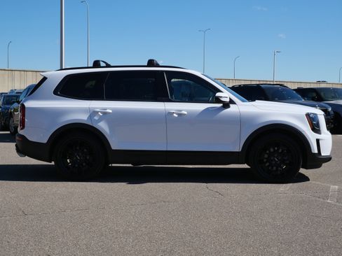Used 2022 Kia Telluride SX w/ SX Prestige Package AWD/4WD image 6