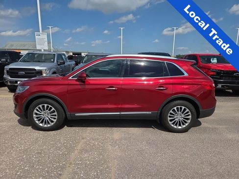 Used 2017 Lincoln MKX Select w/ Select Plus Package AWD/4WD image 2
