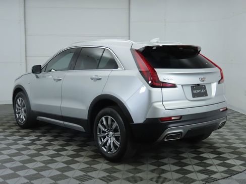 Used 2022 Cadillac XT4 Premium Luxury w/ Technology Package image 7