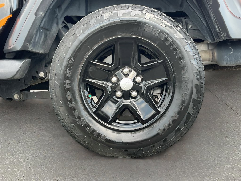 Certified 2020 Jeep Gladiator Sport w/ Quick Order Package 24S AWD/4WD image 27