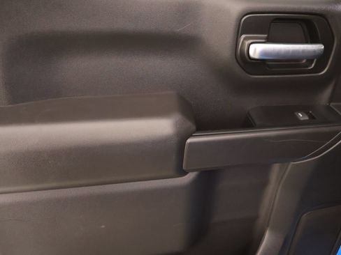 Used 2023 Chevrolet Silverado 1500 Custom AWD/4WD image 15