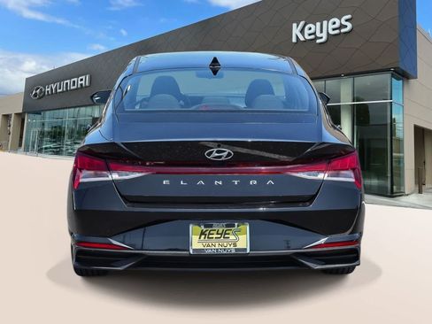 Certified 2023 Hyundai Elantra SEL w/ Convenience Package FWD image 6