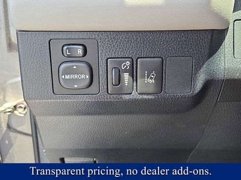 Used 2017 Toyota RAV4 Limited w/ Advanced Technology Package AWD/4WD image 23