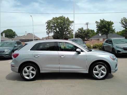 Used 2022 Audi Q3 2.0T Premium AWD/4WD image 5