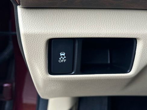 Used 2012 Honda Crosstour EX-L image 17