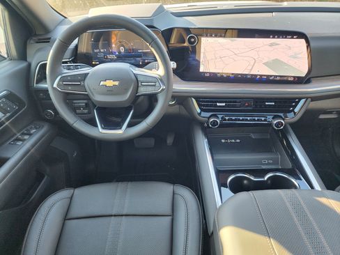 New 2026 Chevrolet Suburban High Country image 21