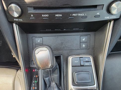 Used 2018 Lexus IS 300 AWD w/ Comfort Package image 28