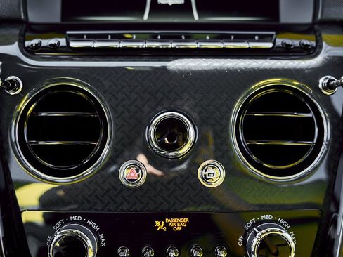 Used 2022 Rolls-Royce Cullinan Black Badge w/ Dark Exterior Package image 76