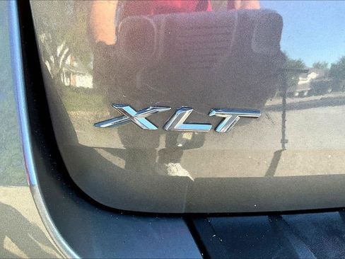 Used 2024 Ford Explorer XLT w/ Equipment Group 202A AWD/4WD image 23