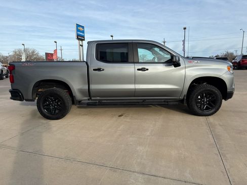 Used 2024 Chevrolet Silverado 1500 LT Trail Boss w/ LT Trail Boss Premium Package image 5