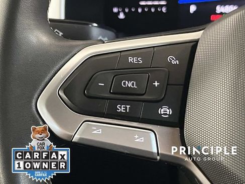 Certified 2023 Volkswagen Atlas Cross Sport SE FWD image 20