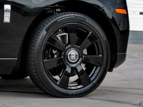 Used 2022 Rolls-Royce Cullinan image 82